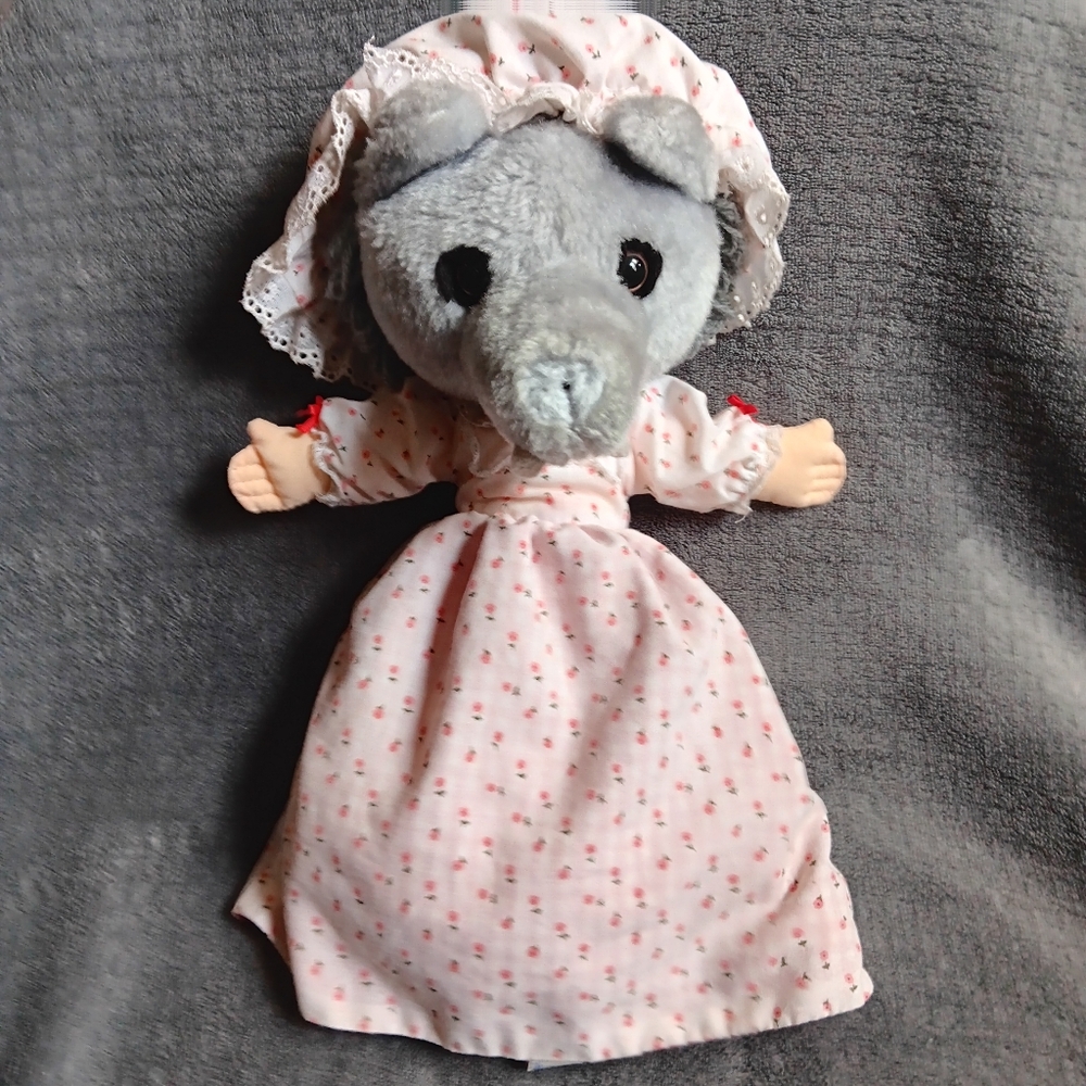1984 Big Bad Wolf Grandma & Little Red Riding Hood Plush Storybook Doll 3 In 1